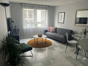 Smart TV - Fabulous Tower Hill apartment (London)