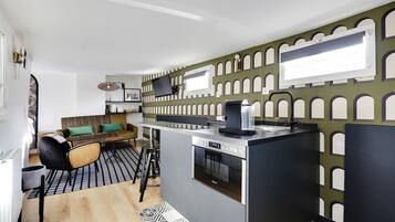 Fridge, microwave, coffee/tea maker, toaster