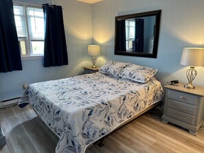 2 bedrooms, WiFi - Bianchi 1-Bayside 27th St, AC, Free WIFI. (Ocean City)