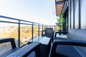 Property grounds - Elegant Apartment | Balcony, Parking, 750 m to the Beach (Miedzyzdroje)