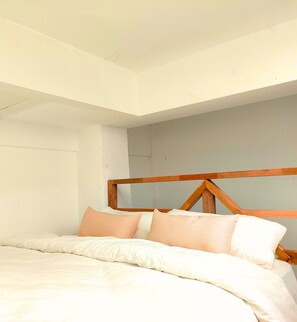 Phòng Deluxe, 1 giường cỡ king | Phòng cách âm, truy cập Internet không dây miễn phí, bộ trải giường