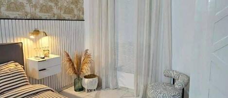 1 bedroom, free WiFi, bed sheets