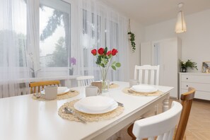 Living room - Spacious Studio Rajska by Renters (Lodz)