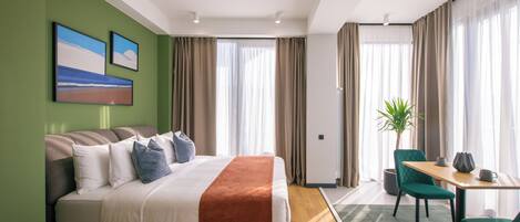 Penthouse Studio Suite with Kitchen