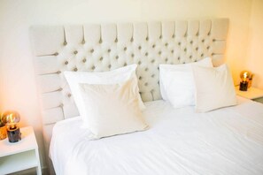 1 chambre, fer et planche à repasser, Wi-Fi, literie fournie