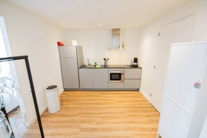 Fridge, microwave, oven, stovetop - Divine 50m2 Apartment (WE-39-D) (Tiel)