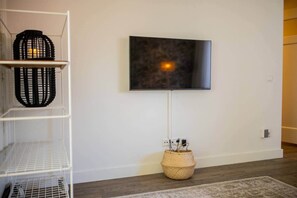 Interior - Elegant 75m² Two-Bedroom Apartment (SD-23-G) (Eindhoven)