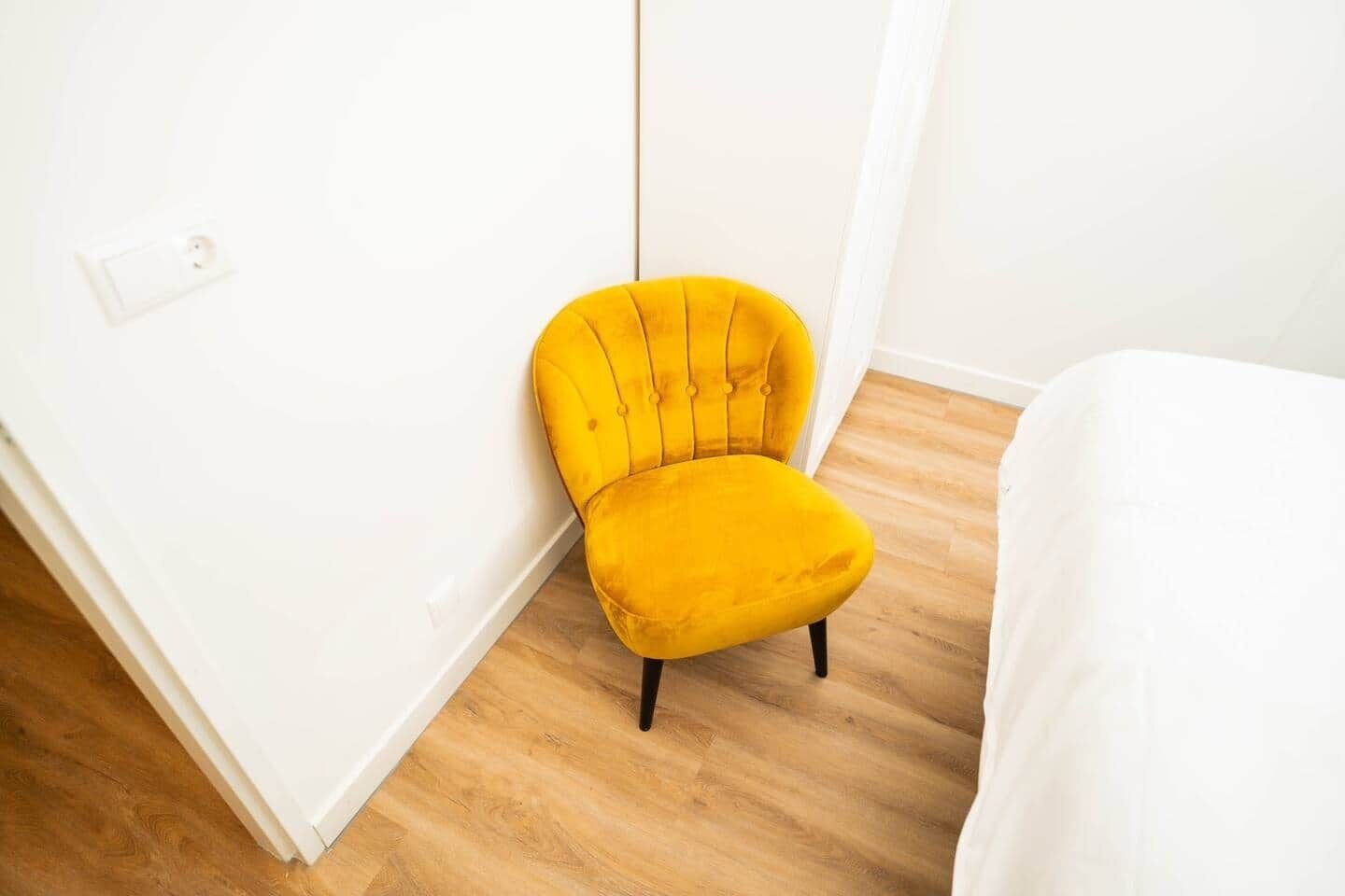 1 slaapkamer, een strijkplank/strijkijzer, wifi, beddengoed