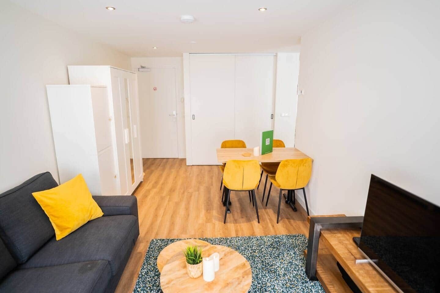 Télévision, espaces bureaux