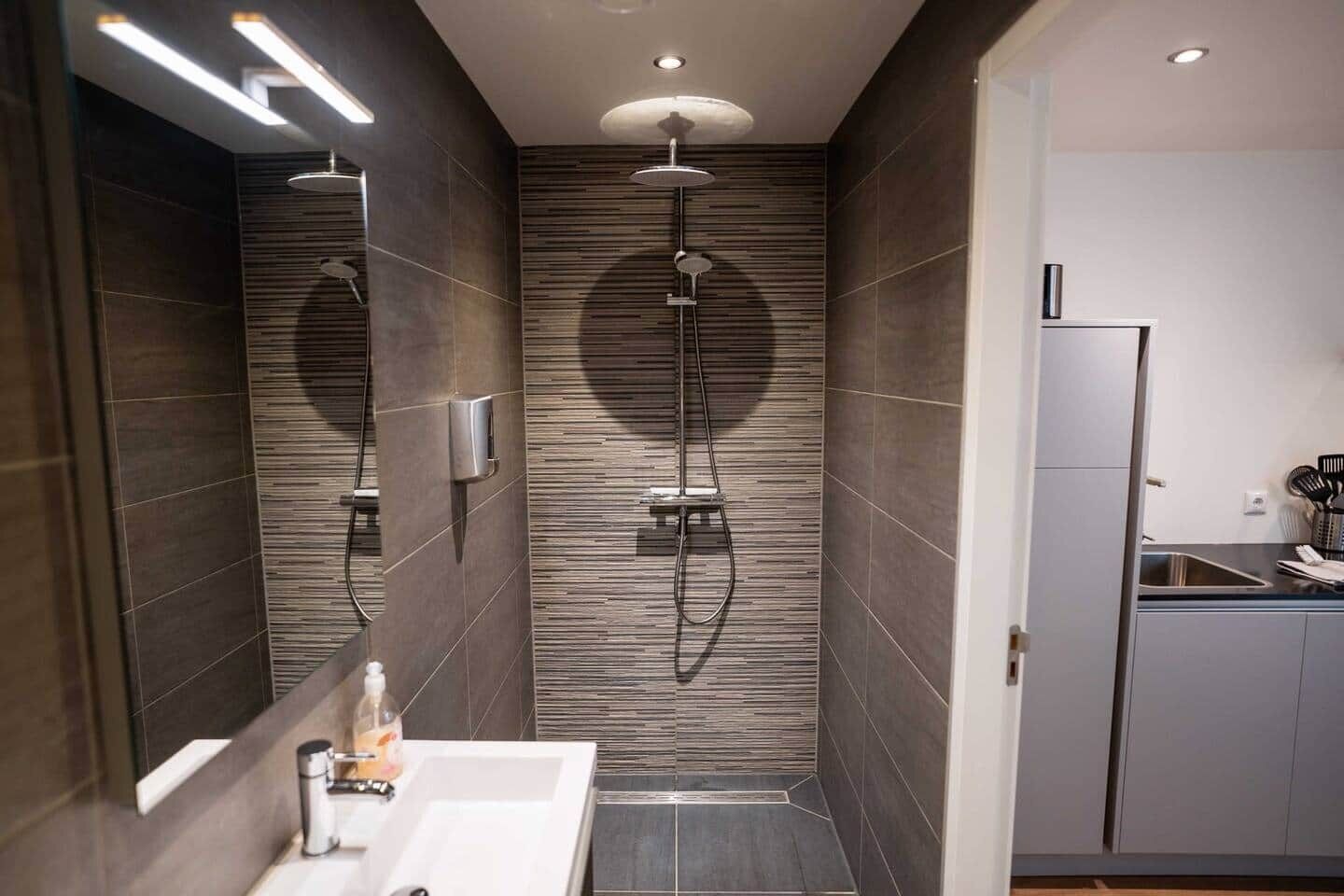 Dusche, Haartrockner