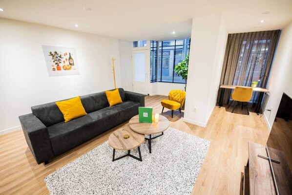 TV, offices