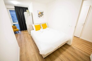 2 chambres, bureau, fer et planche à repasser, Wi-Fi