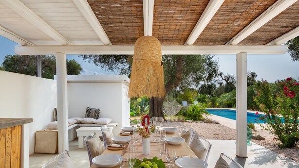 Tempat makan outdoor