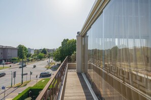 Deluxe Apartment, 2 Bedrooms | Balcony view - Venice New Luxury Penthouse with parking (Mestre)