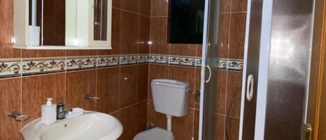Phòng tắm