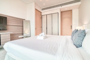 Apartment | 1 bedroom - Ritzy Address JBR Apt w Scenic Balcony View (Dubai)