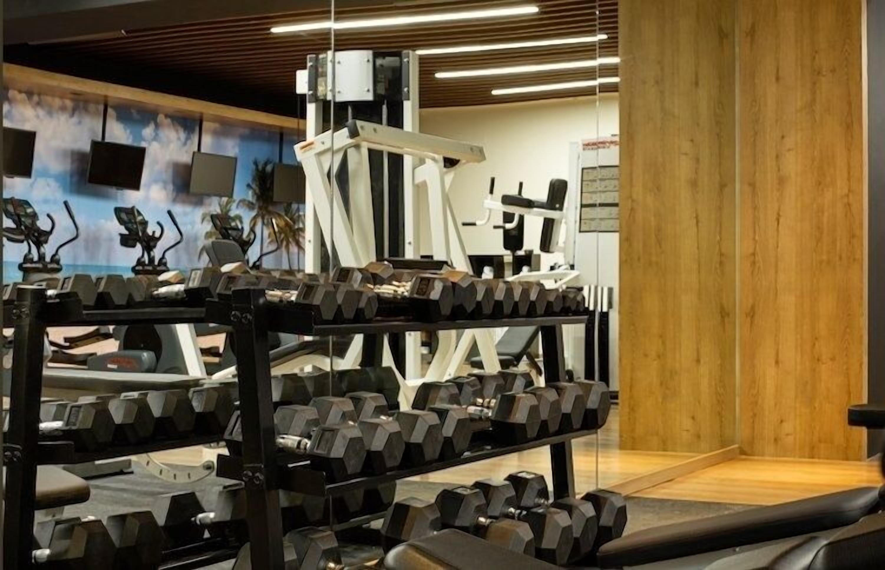 Condo, 2 habitaciones | Sala de fitness