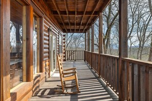 Mökki, 6 makuuhuonetta | Parveke