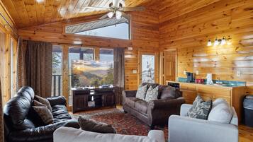 Hytte, 6 soverom | Oppholdsområde | Smart-TV