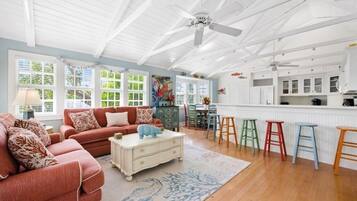 House, 3 Bedrooms | Living area