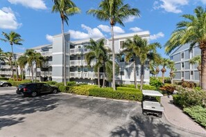 Condo, 4 Bedrooms | Exterior
