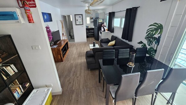 Living area - Nice and comfy apartment perfectly located in Koh Lipe (ตำบล เกาะตะรุเตา)