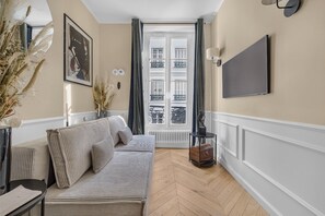 Fernseher