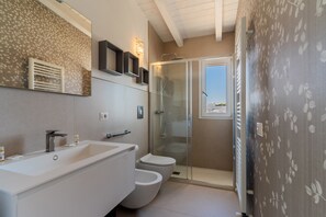 Apartment | Badezimmer