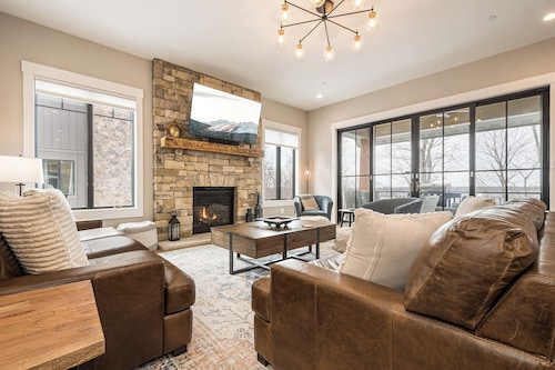 Mountain Mindset by Taylor Made Deep Creek