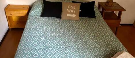 2 bedrooms, WiFi, bed sheets