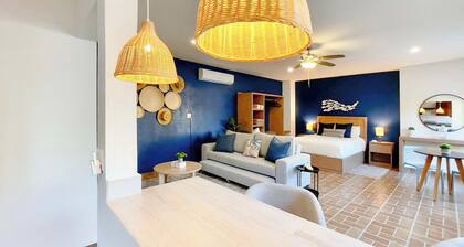 Bright Studio | Kitchen | AC | Steps to the Beach