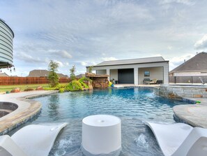 Piscine extérieure, piscine chauffée