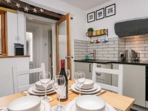 Dining - Jessie's Cottage (Kendal)