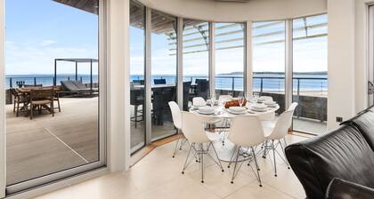 Sea Breeze - Tenby South Beach - Spectacular Views