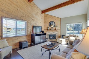 Apartment (2 Bedrooms) | Front of property