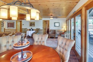 Nhà (3 Bedrooms) | Nội thất