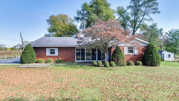 House (3 Bedrooms) | Front of property