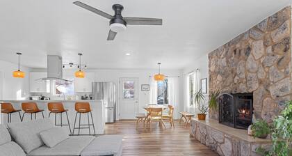 Serene Palmer Home: Walk to Downtown & Riverfront!