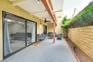 Apartment (2 Bedrooms) | Interior - Resort Perks, Private Patio: Palm Springs Condo! (Palm Springs)
