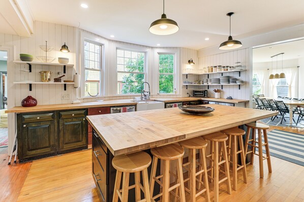 House (6 Bedrooms) | Interior - Historic Bar Harbor Home ~ 2 Blocks to Main St! (Bar Harbor)