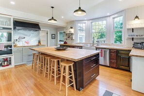 House (6 Bedrooms) | Interior - Historic Bar Harbor Home ~ 2 Blocks to Main St! (Bar Harbor)