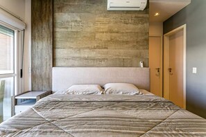 3 Schlafzimmer, Schreibtisch, Bügeleisen/Bügelbrett, kostenloses WLAN