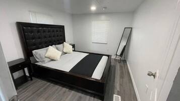 1 chambre, fer et planche à repasser, Wi-Fi gratuit, draps fournis