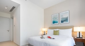 3 bedrooms, iron/ironing board, free WiFi, bed sheets - Dream Inn - 2BR Deluxe Suite with Sea View (Fujairah)