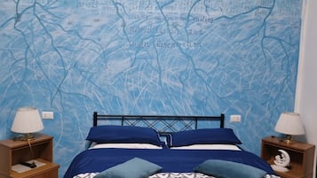 Classic Double or Twin Room | Individually furnished, desk, free WiFi, bed sheets