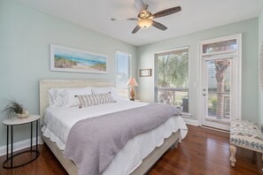 2 slaapkamers, een strijkplank/strijkijzer, reisbedje, gratis wifi