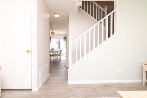Interior - Ocean Block Condo -  Walk to the Beach - 3BR - SaltWater Pool (Dewey Beach)
