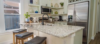 Brand New Craftsman 2br/2ba Home in Denver Heights