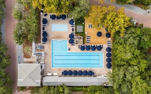 Beheizter Pool