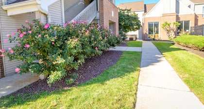 Philadelphia Suites-Extended Stay